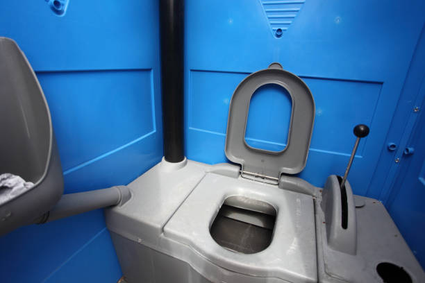 Portable Toilet Options We Offer in Pine Level, NC